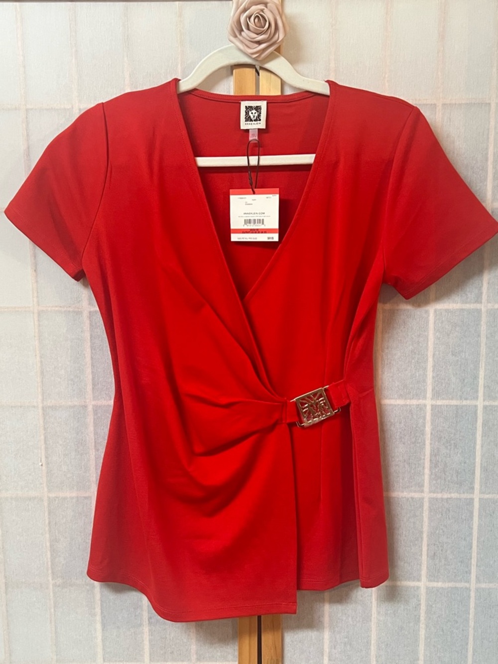 ANNE KLEIN Red Wrap Top XS NWT Gold Buckle Stretch Knit Blouse Career Classic - Picture 2 of 10
